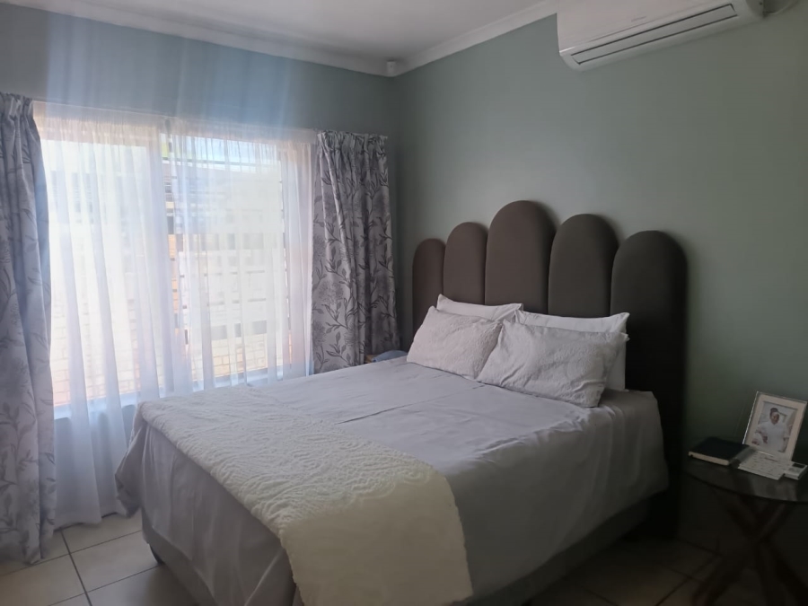 3 Bedroom Property for Sale in Riviera Northern Cape